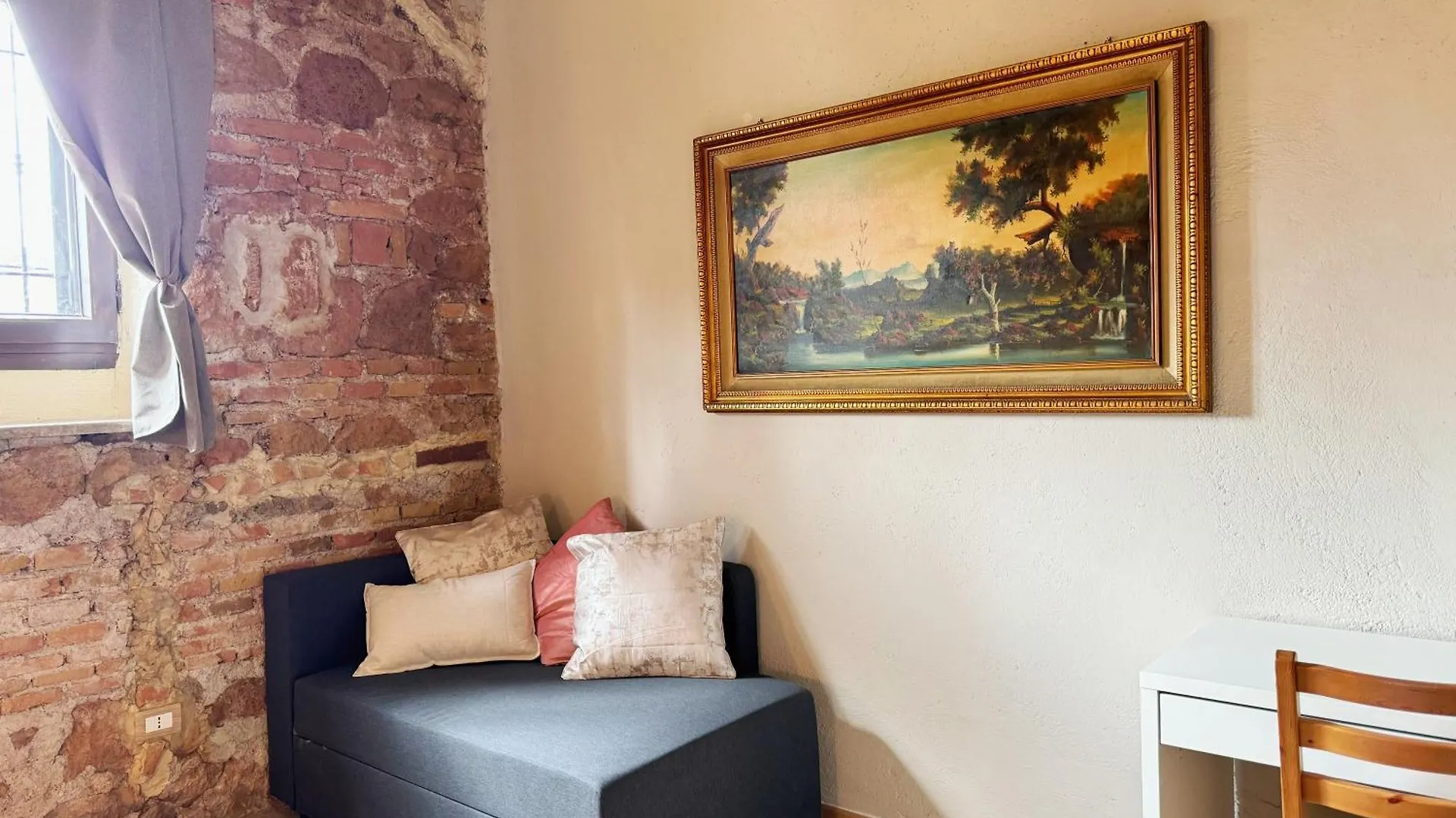 Comfort Rome Room Ciclamino - 666